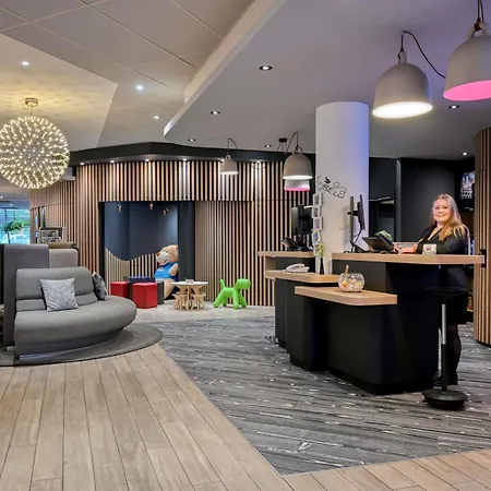 Novotel Paris Centre Bercy-3